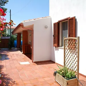 Casa vacanze Lucia House, Porto Pino